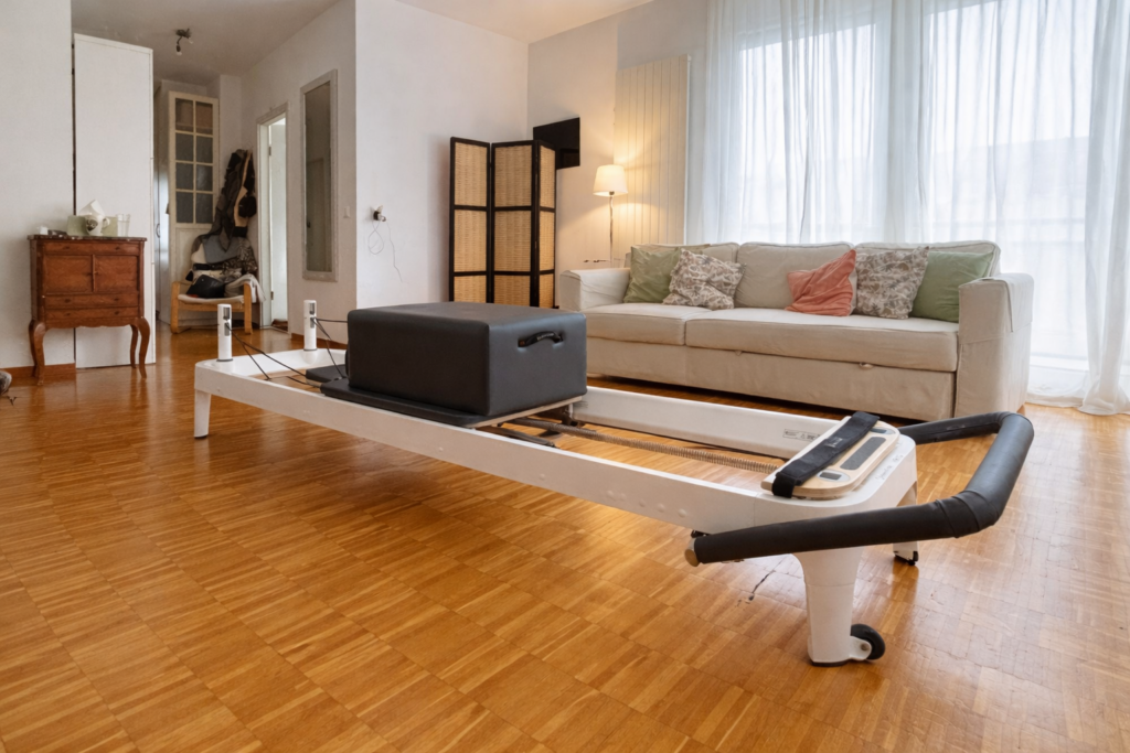 La machine : le Pilates Reformer dans nos locaux
